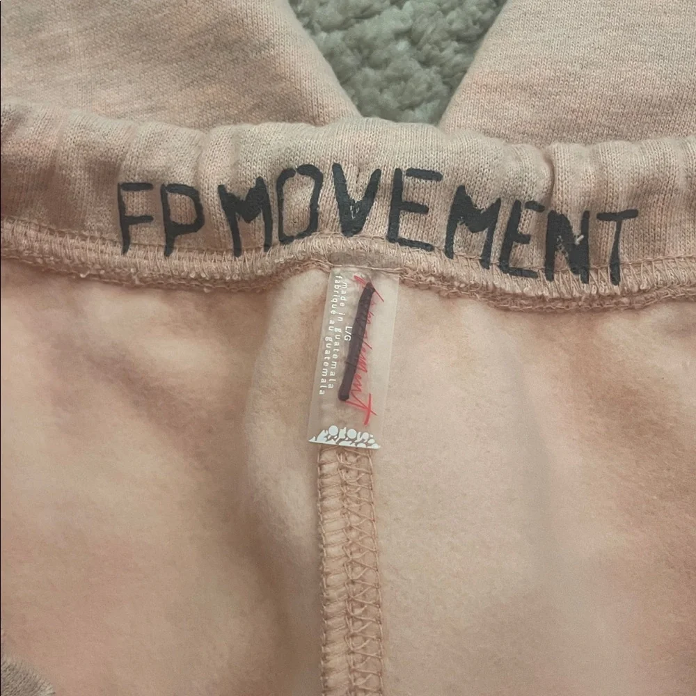 Free People Shorts - Picture 4 of 5
